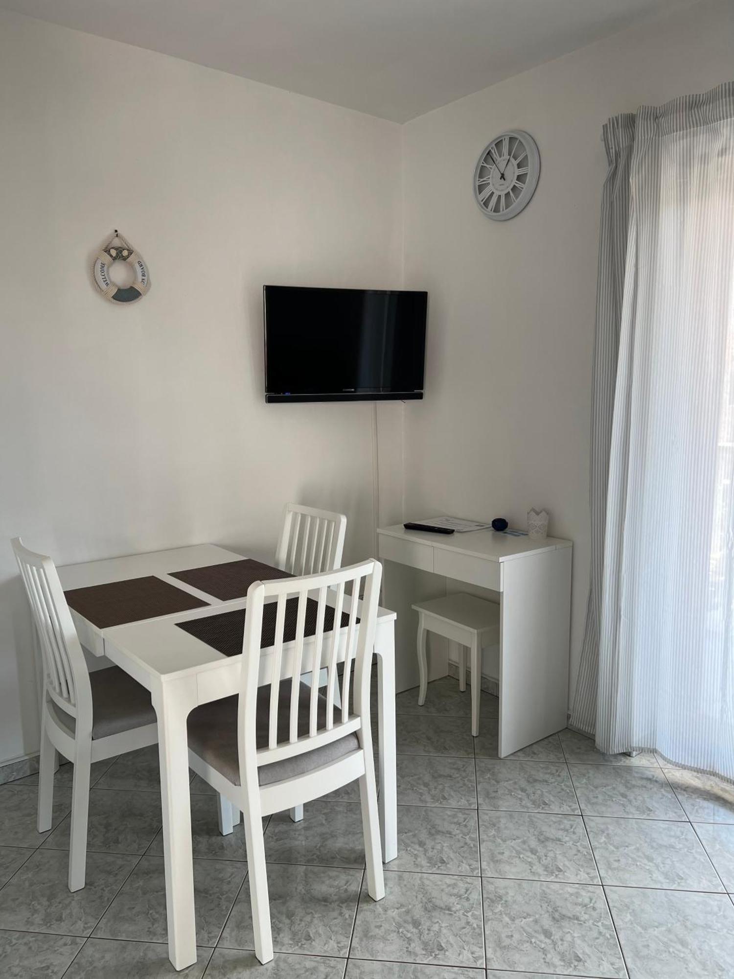 דירות רובינייסקו סלו Nada And Family מראה חיצוני תמונה