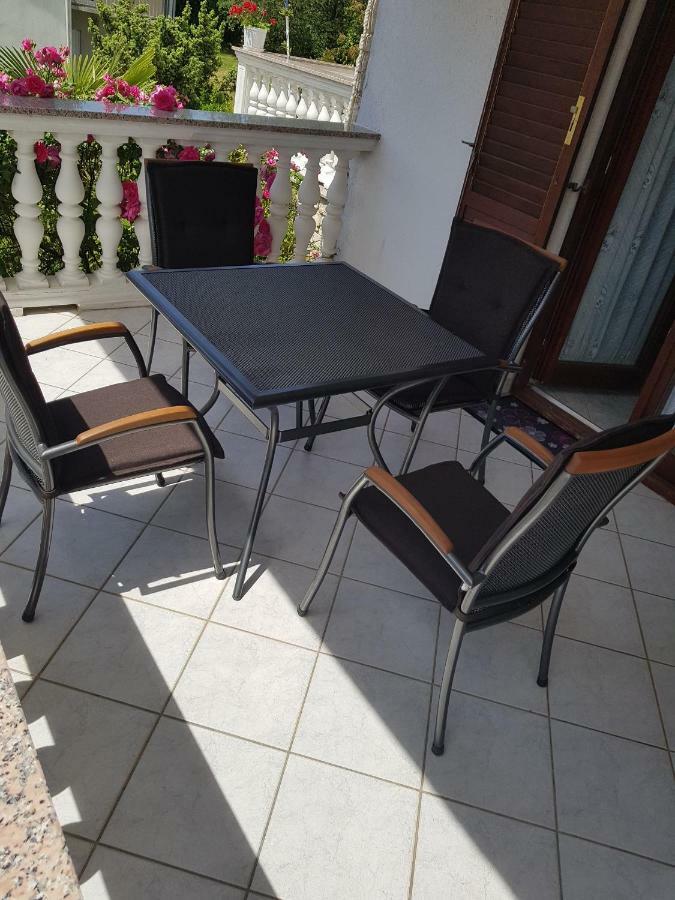 דירות רובינייסקו סלו Nada And Family מראה חיצוני תמונה